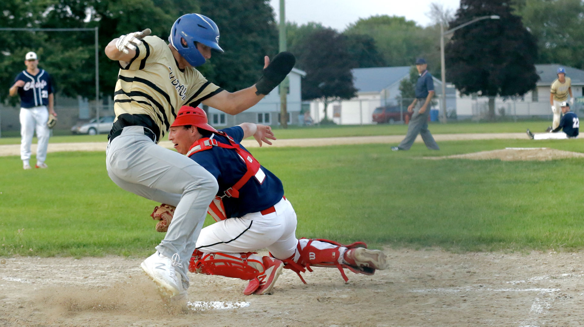 Photos: Winona Chiefs vs Dodge County DBacks